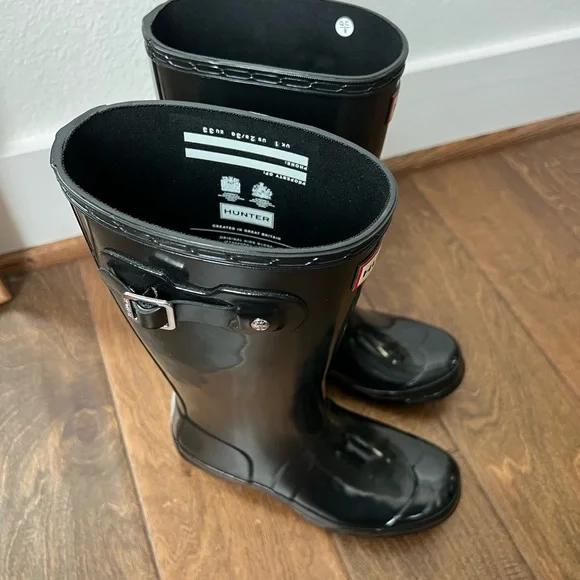 Hunter Kids Glossy Black Boots